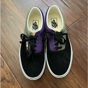 Never worn vans sneakers